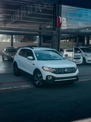VOLKSWAGEN T-CROSS 1.0 200 TSI TOTAL FLEX COMFORTLINE AUTOMÁTICO